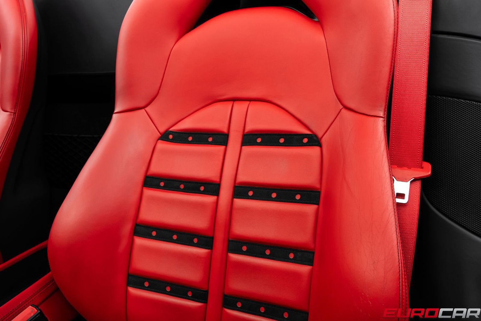 Used 2021 Ferrari F8 Tributo RWD image 54