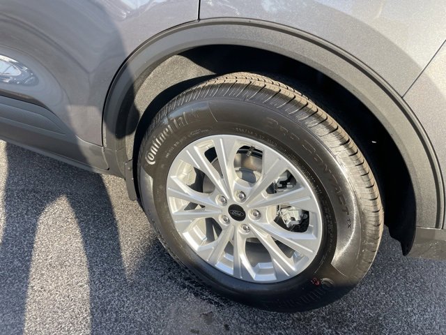 New 2025 Ford Escape Active w/ Active Premium Tech Pack image 43