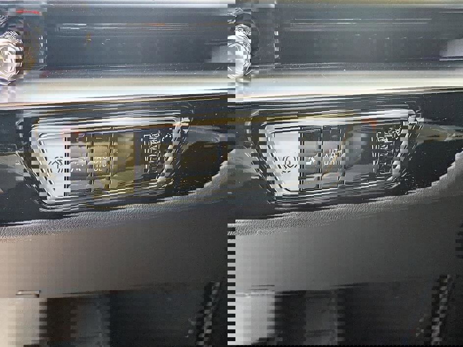 New 2026 Cadillac Lyriq Sport image 15