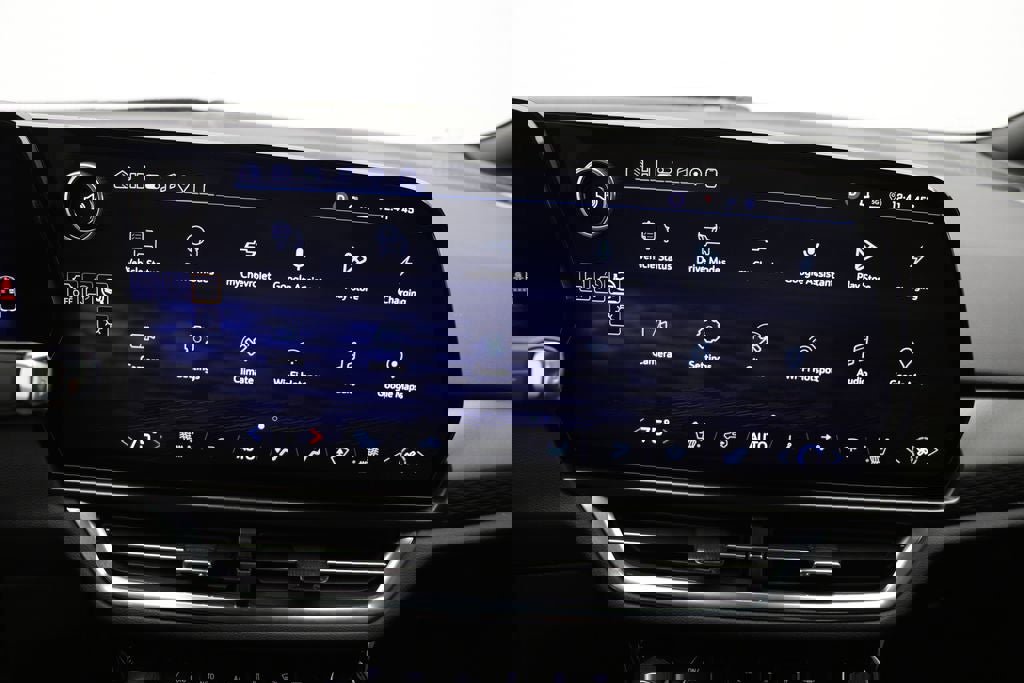 Used 2026 Chevrolet Equinox EV LT w/ Comfort Package image 21