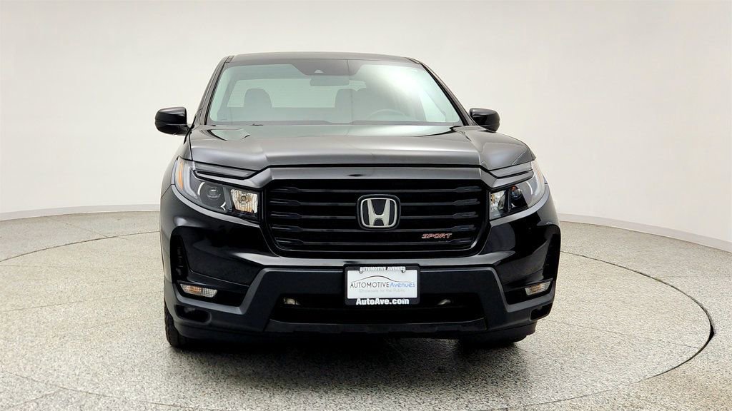 Used 2023 Honda Ridgeline Sport image 2