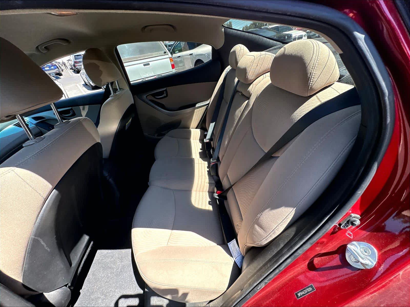 Used 2016 Hyundai Elantra SE w/ Option Group 02 FWD image 21