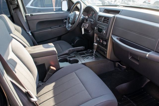 Used 2012 Jeep Liberty Sport image 20