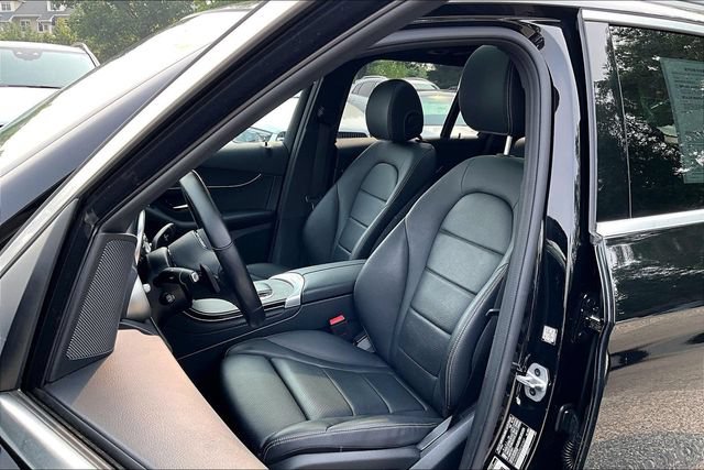 Certified 2022 Mercedes-Benz GLC 300 4MATIC w/ Multimedia Package Lite image 6