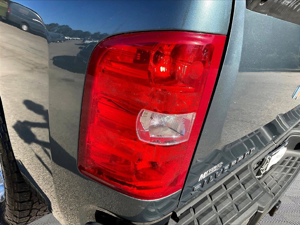 Used 2008 Chevrolet Silverado 1500 LT w/ All Star Edition AWD/4WD image 25