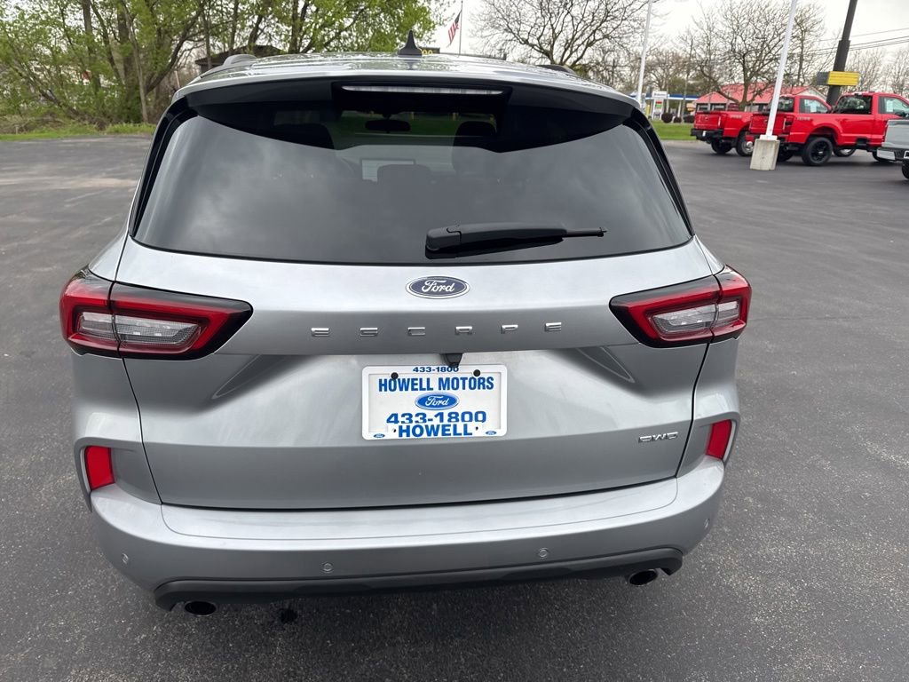 Used 2024 Ford Escape ST-Line w/ Tech Pack #1 AWD/4WD image 6