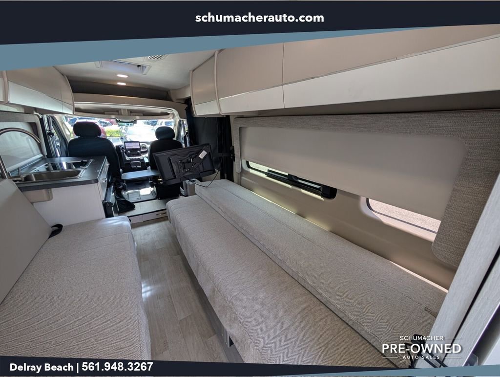 Used 2025 RAM ProMaster 3500 w/ Storage Group FWD image 23