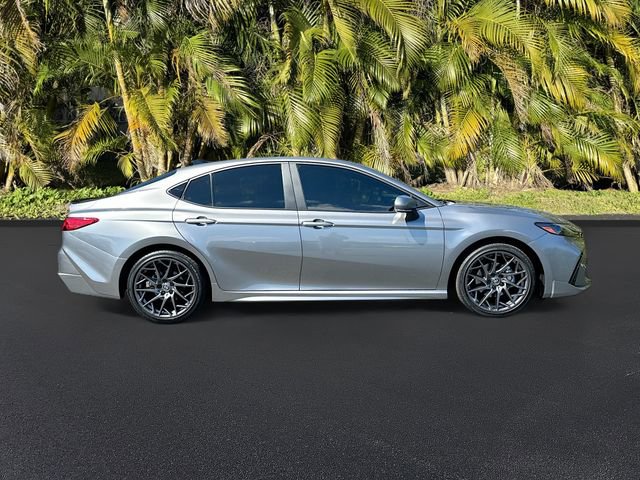 Used 2025 Toyota Camry XSE image 4