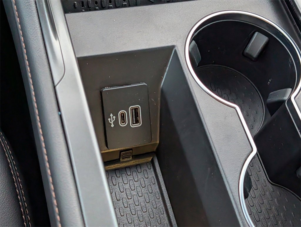 Used 2024 Lincoln Nautilus Premier w/ Equipment Group 102A image 25