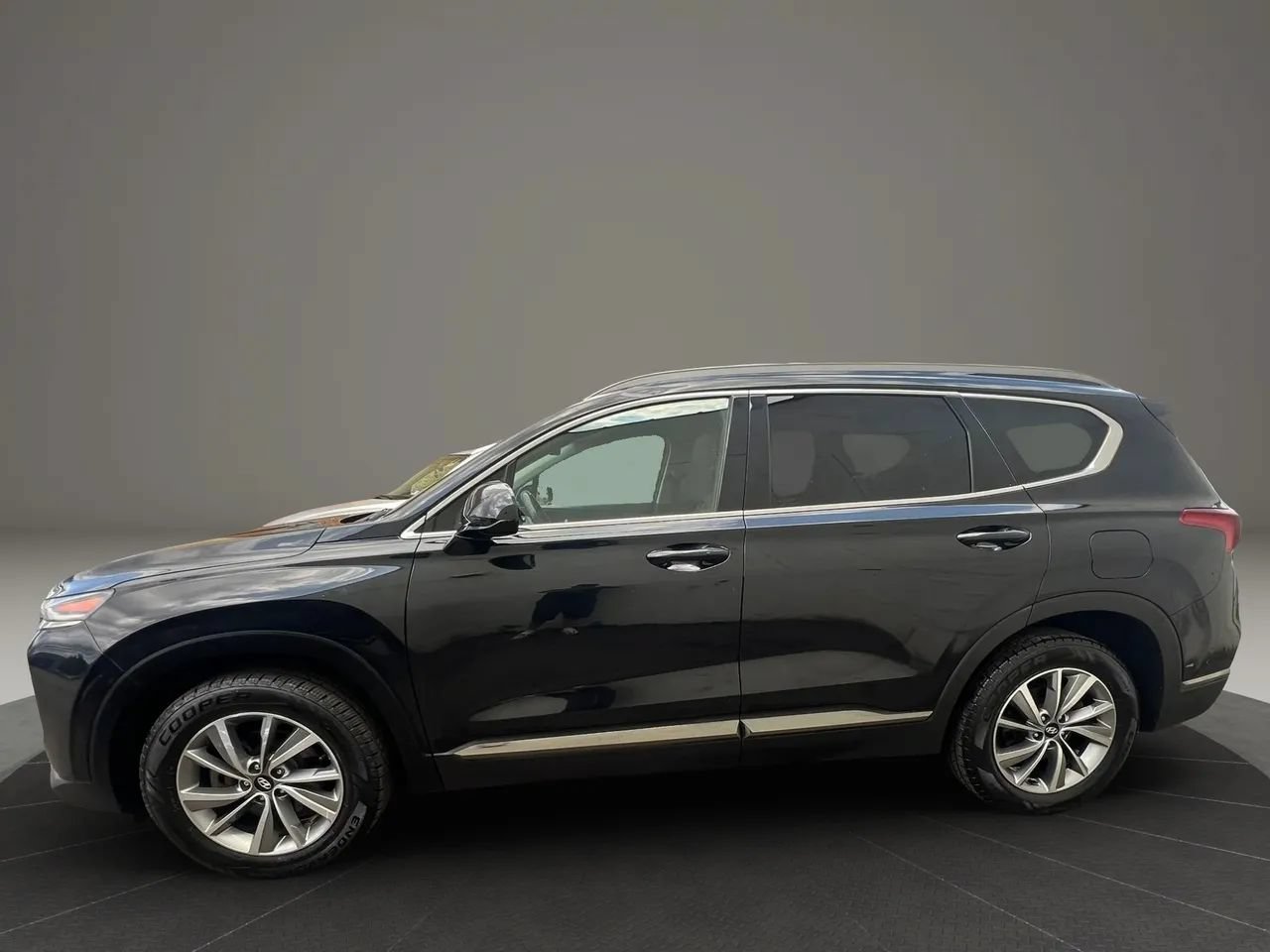Used 2019 Hyundai Santa Fe SEL w/ Cargo Package AWD/4WD image 8