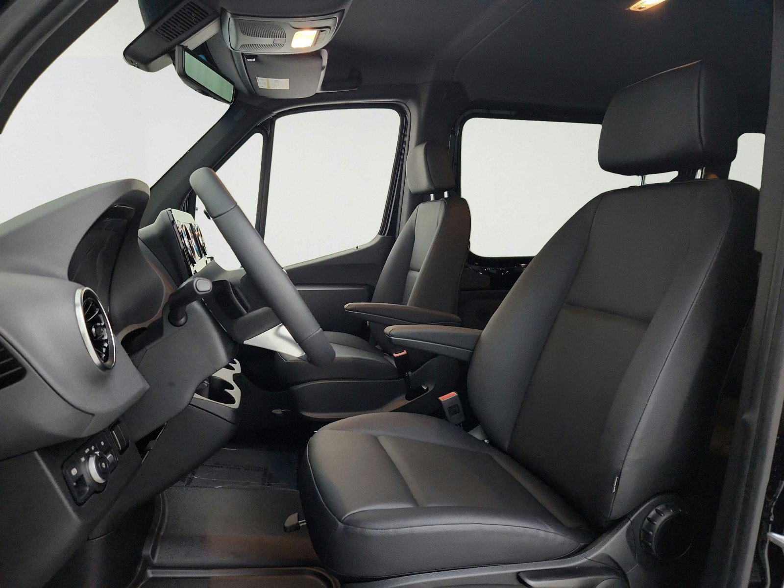 New 2026 Mercedes-Benz Sprinter 2500 image 17