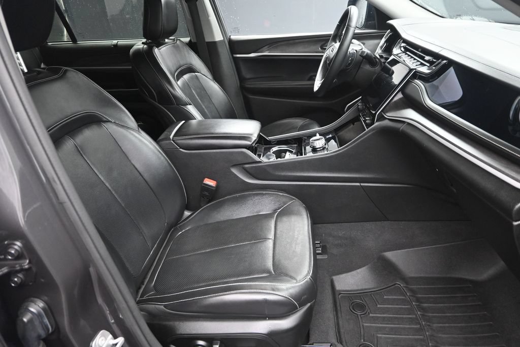 Used 2022 Jeep Grand Cherokee L Limited w/ Luxury Tech Group II AWD/4WD image 39