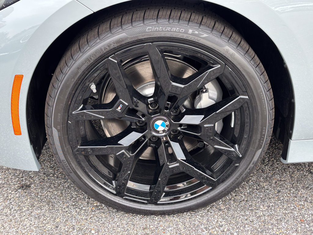 New 2026 BMW 330i xDrive Sedan w/ M Sport Package AWD/4WD image 8