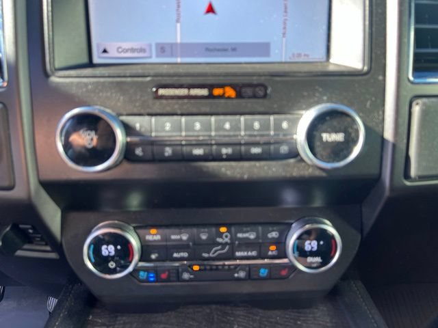 Used 2019 Ford Expedition Limited w/ Special Edition Package AWD/4WD image 33