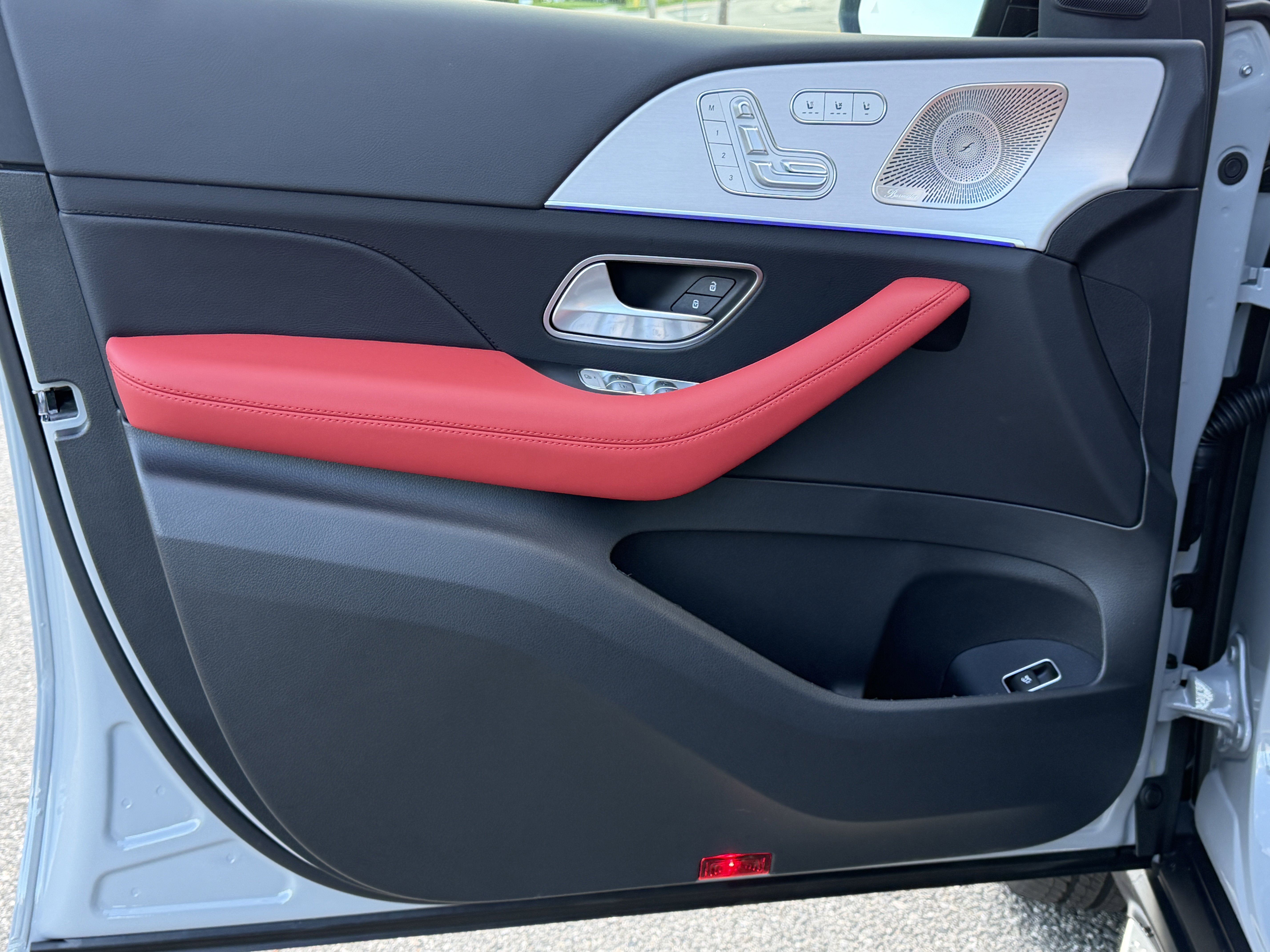 New 2026 Mercedes-Benz GLE 450 4MATIC Coupe image 17