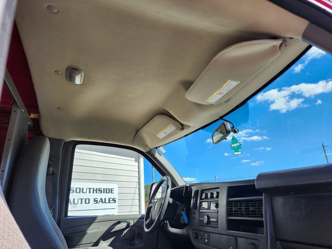 Used 2015 GMC Savana 2500 image 10