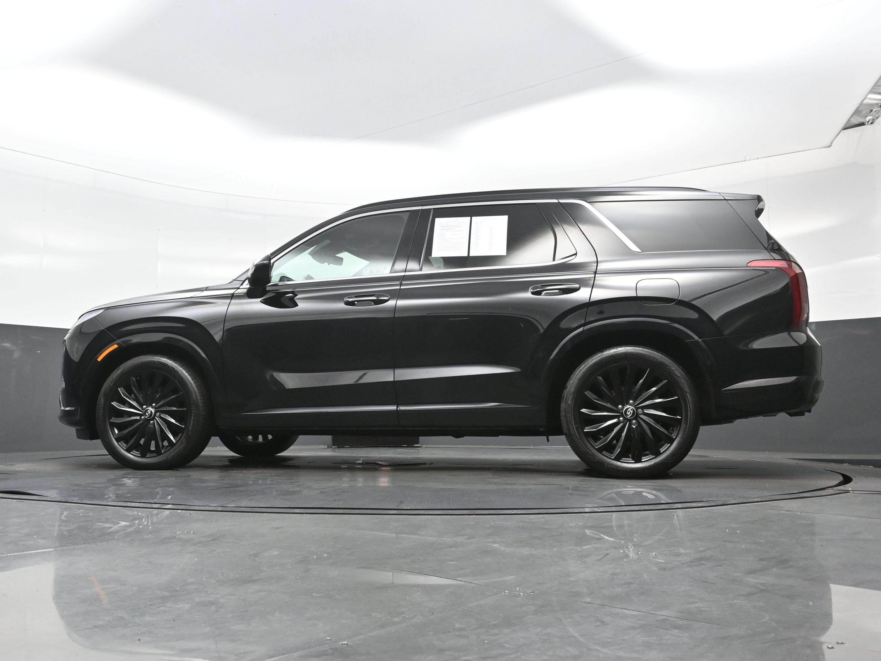 Used 2024 Hyundai Palisade Calligraphy AWD/4WD image 31