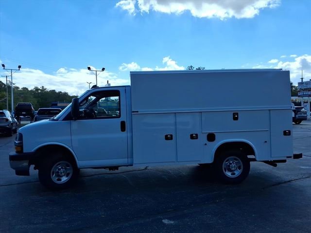 New 2025 Chevrolet Express 3500 w/ Power Convenience Package image 12