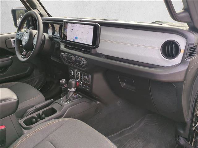 Used 2024 Jeep Gladiator Willys image 20