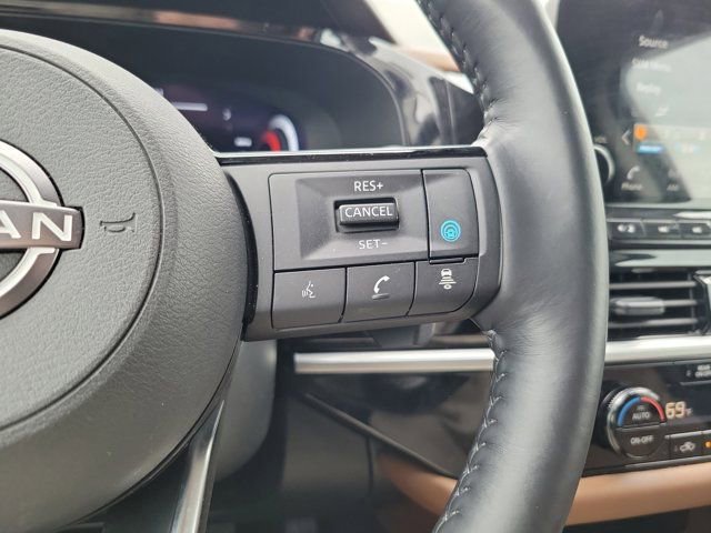 Certified 2025 Nissan Pathfinder Platinum w/ Cargo Package image 27