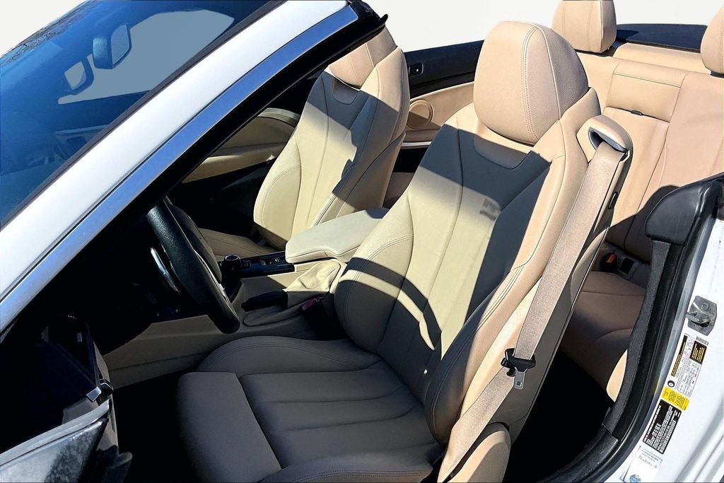 Used 2017 BMW 430i Convertible image 14