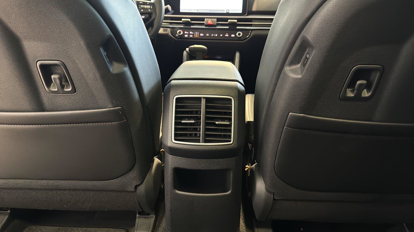 Used 2026 Kia Sportage SX AWD/4WD image 26