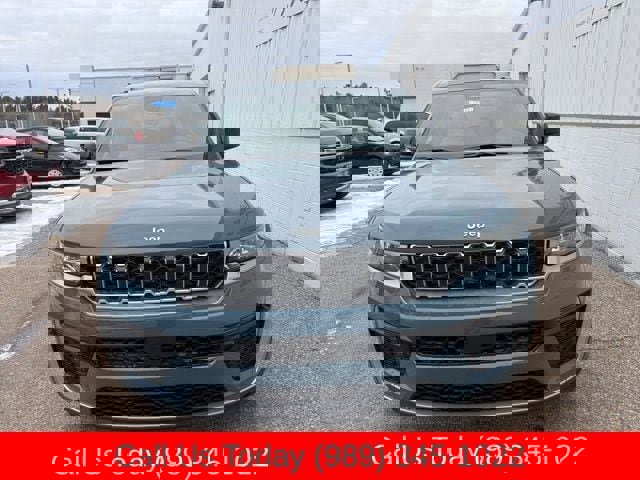 New 2026 Jeep Grand Cherokee Limited w/ Trailer Tow Package image 4