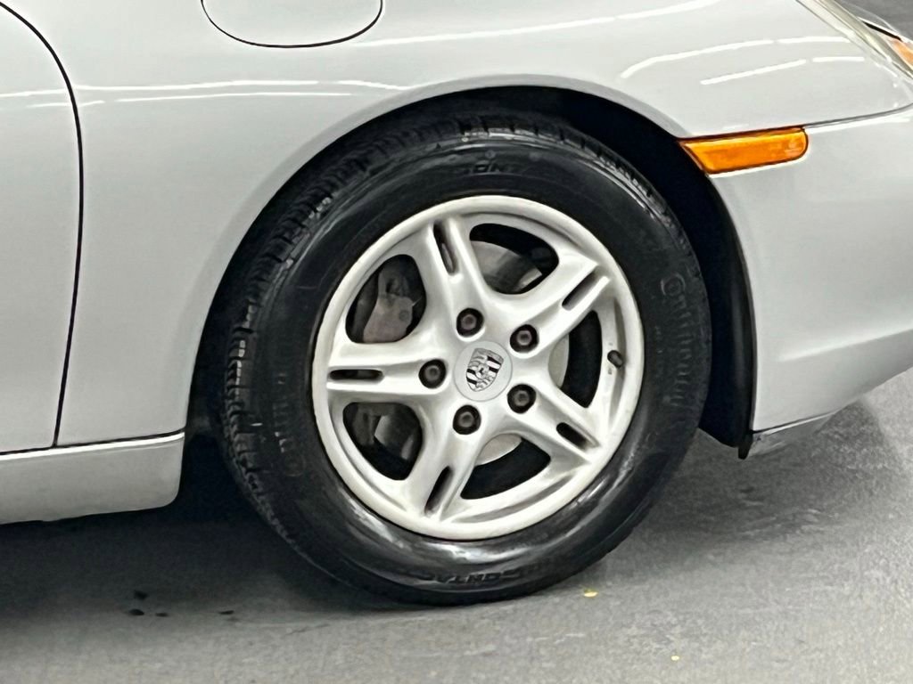 Used 1997 Porsche Boxster RWD image 25