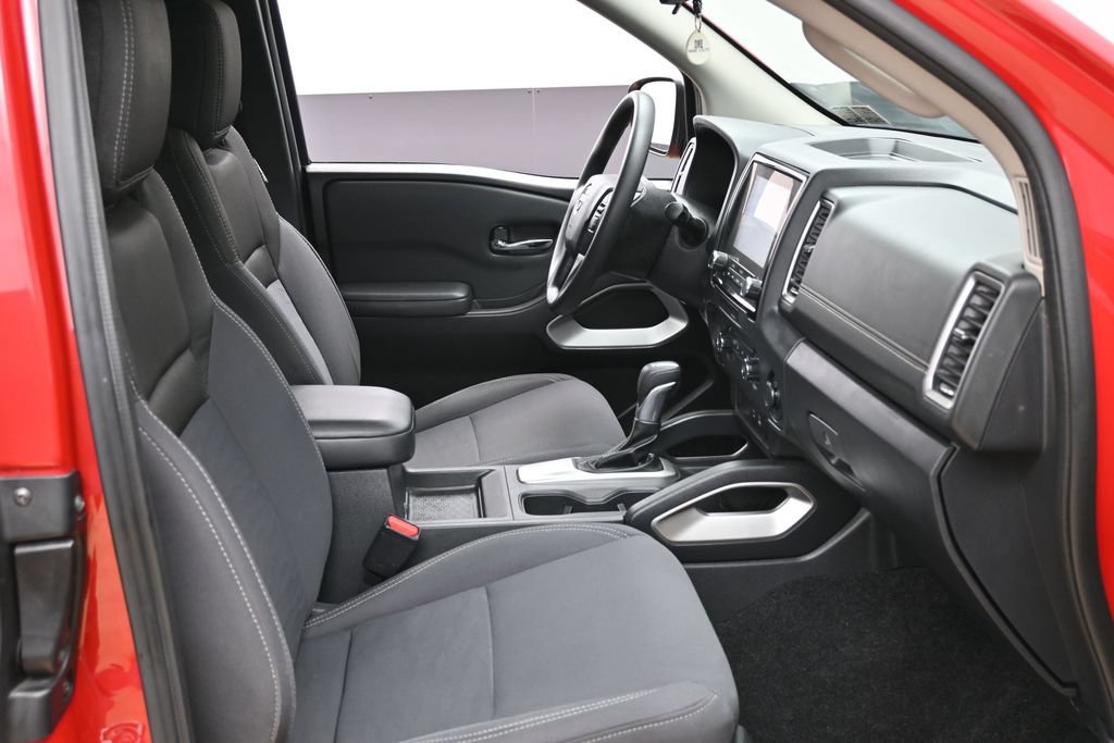 Used 2022 Nissan Frontier SV RWD image 34