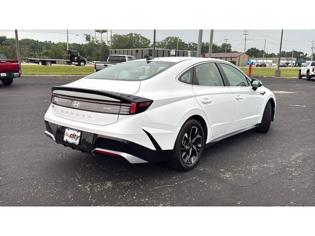 Used 2024 Hyundai Sonata SEL FWD image 7