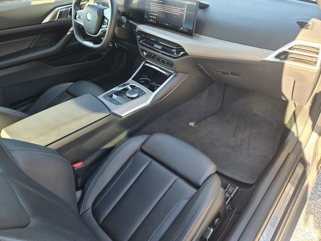 Used 2025 BMW 430i Convertible image 29