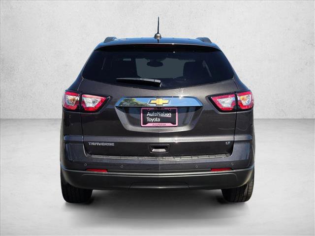 Used 2017 Chevrolet Traverse LT image 7