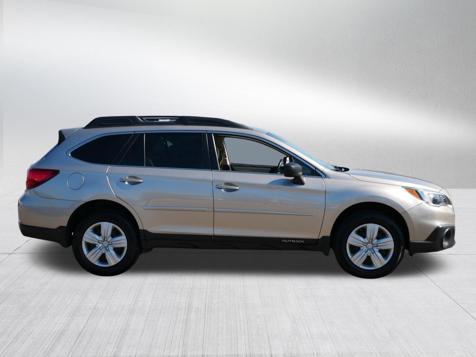 Used 2015 Subaru Outback 2.5i AWD/4WD image 8
