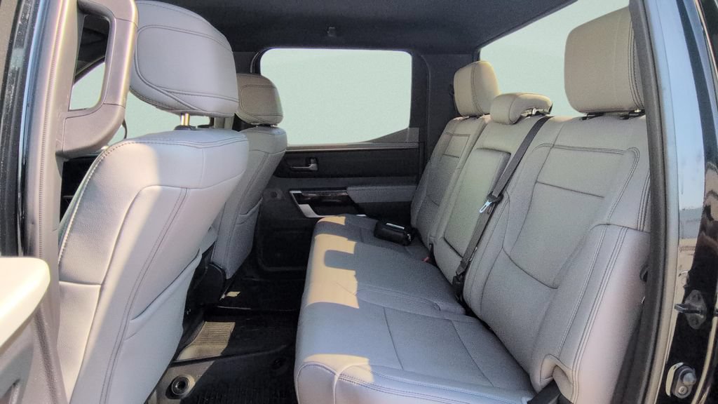 Used 2026 Toyota Tundra Limited AWD/4WD image 10