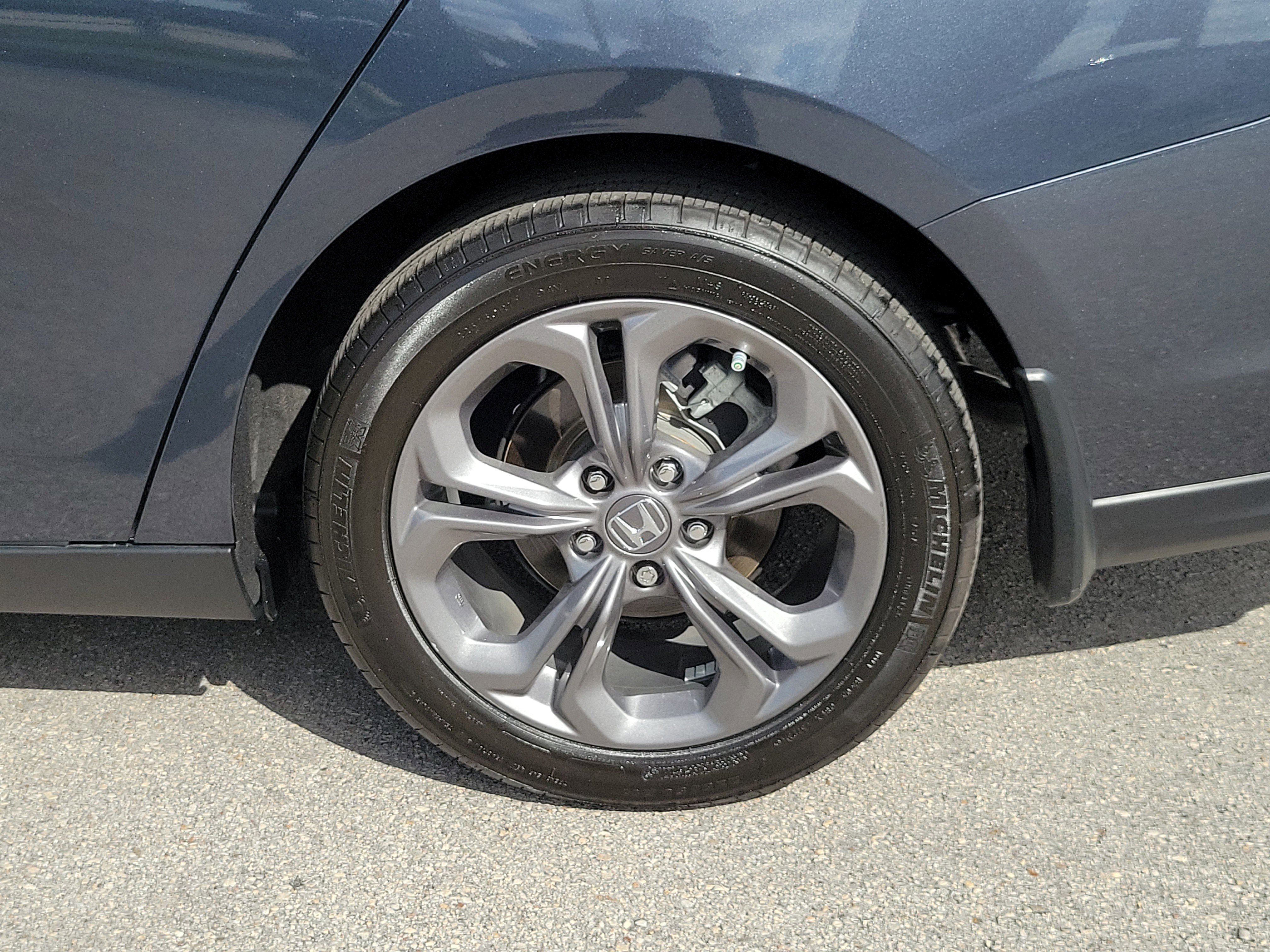 Used 2024 Honda Accord EX image 27