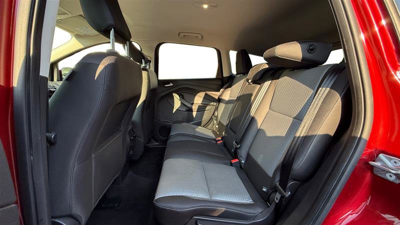 Used 2018 Ford Escape SE AWD/4WD image 16