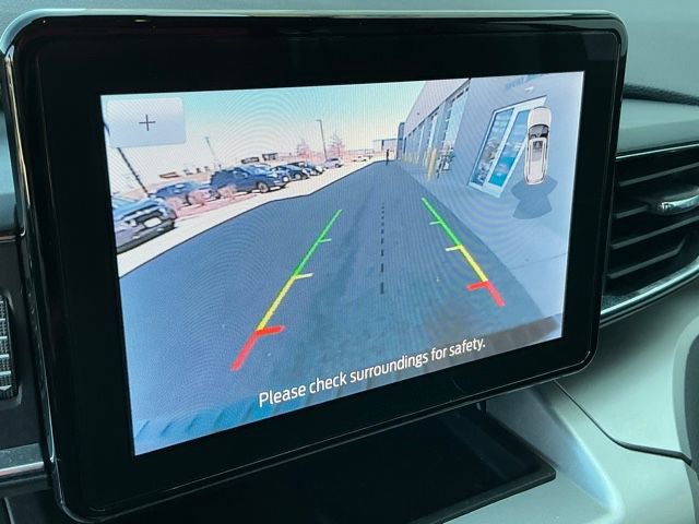 Used 2021 Ford Explorer XLT w/ Equipment Group 202A image 26