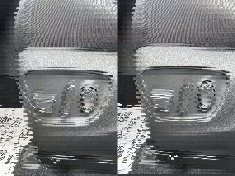 Used 2023 Toyota RAV4 XLE image 14