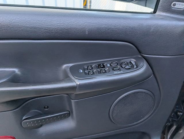 Used 2004 Dodge Ram 2500 Truck SLT w/ Off-Road Group image 9