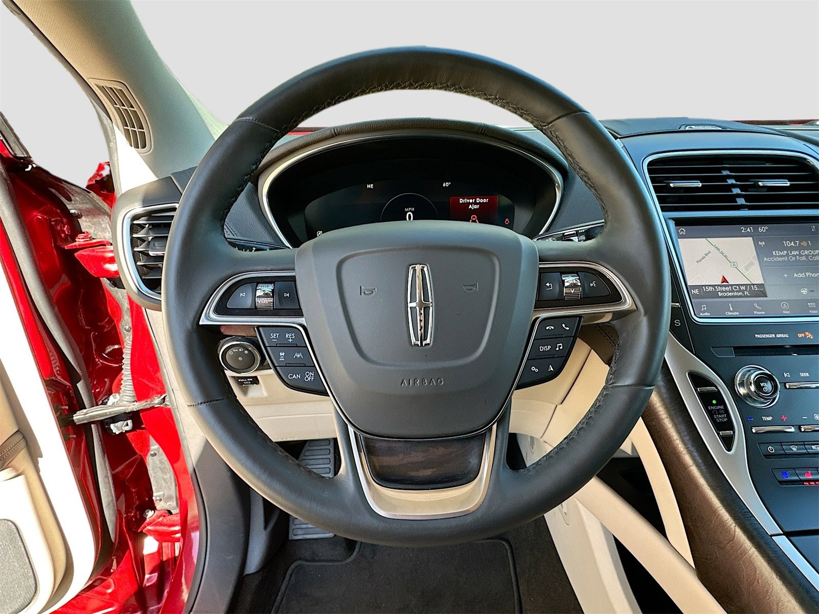 Used 2020 Lincoln Nautilus Reserve w/ Equipment Group 201A image 11