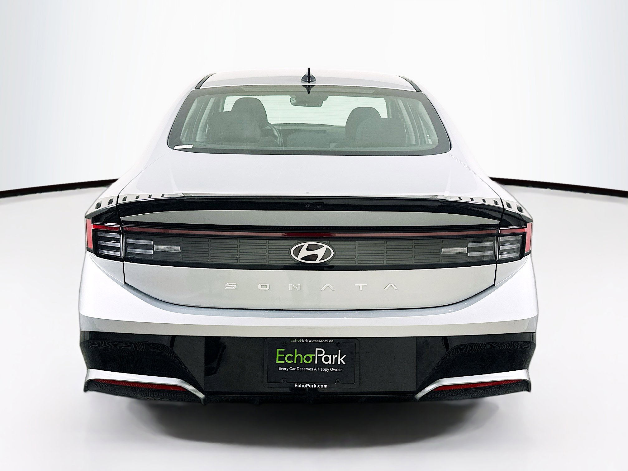 Used 2025 Hyundai Sonata SEL FWD image 7