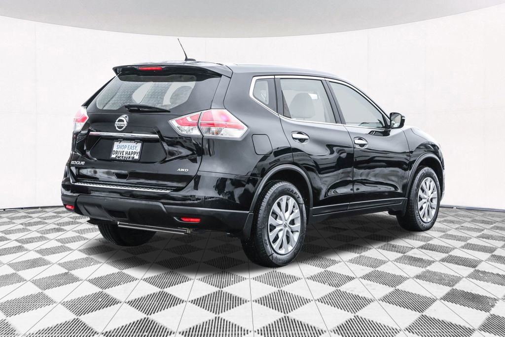 Used 2015 Nissan Rogue S image 11