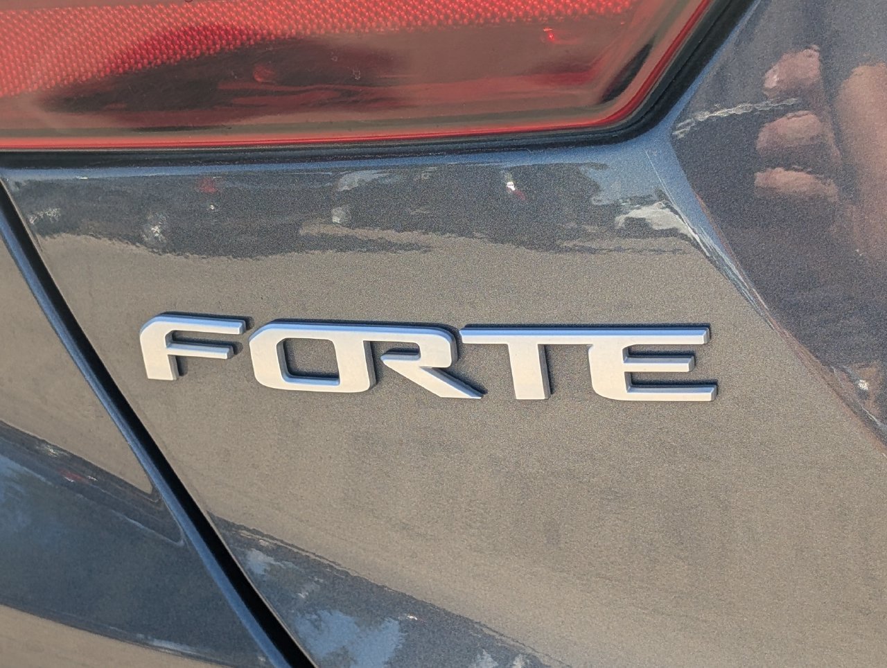 Used 2024 Kia Forte LXS FWD image 8