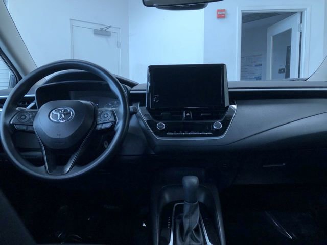 Certified 2025 Toyota Corolla LE image 17