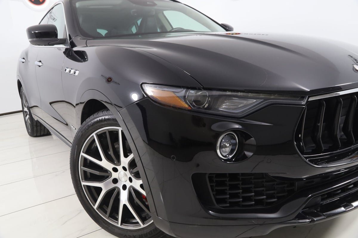 Used 2018 Maserati Levante S GranSport AWD/4WD image 19