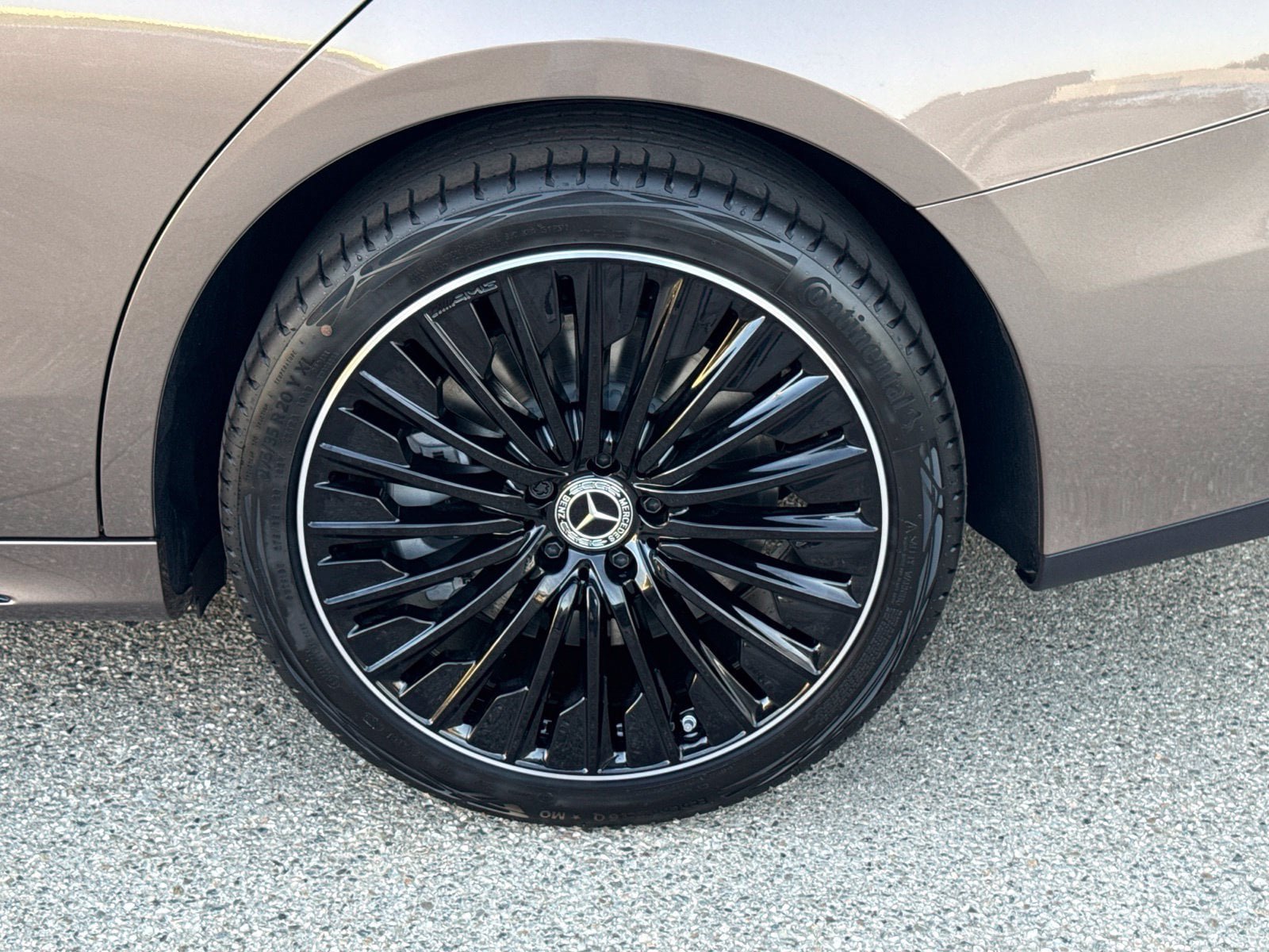 New 2027 Mercedes-Benz E 450 4MATIC Sedan image 14