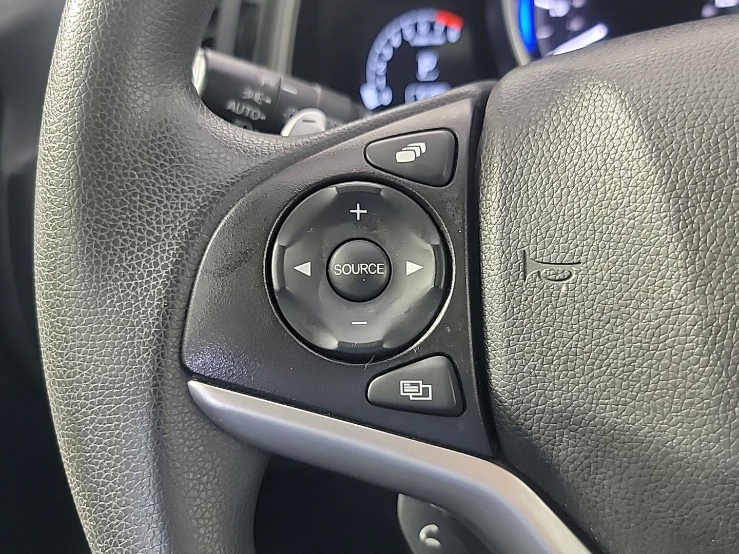 Used 2018 Honda Fit EX image 26
