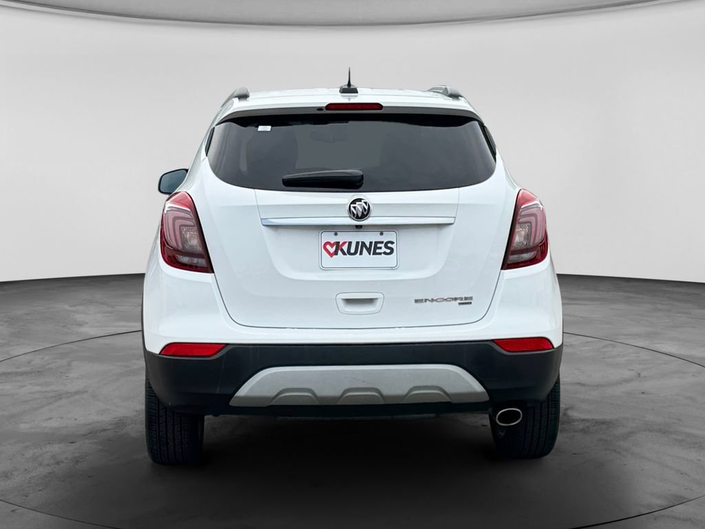 Used 2021 Buick Encore Preferred AWD/4WD image 8