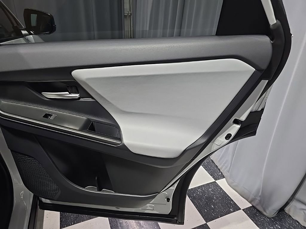 New 2026 Subaru Solterra AWD/4WD image 8