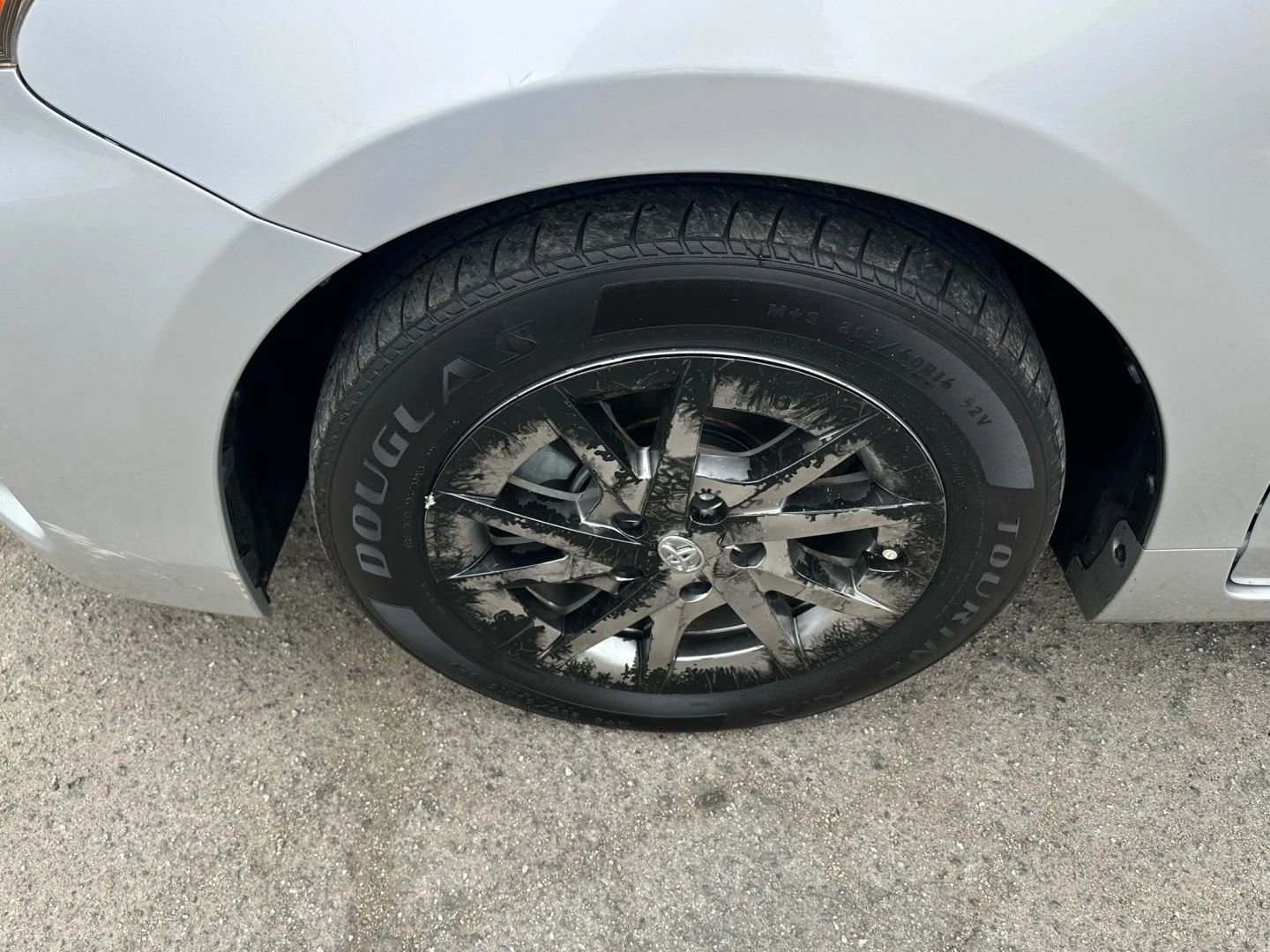 Used 2015 Toyota Prius V Three image 28